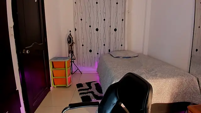 Snapshot of alessandro_wizard chatting on February 5, 2025, 2:19 am alessandro wizard online show from February 5, 2025, 2:19 am