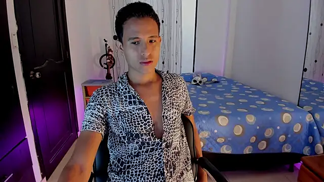 Snapshot of alessandro_wizard chatting on March 7, 2025, 7:27 pm alessandro wizard online show from March 7, 2025, 7:27 pm