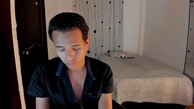 Snapshot of alessandro_wizard chatting on March 19, 2025, 10:53 pm alessandro wizard online show from March 19, 2025, 10:53 pm