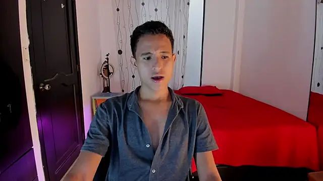 Snapshot of alessandro_wizard chatting on February 27, 2025, 7:26 pm alessandro wizard online show from February 27, 2025, 7:26 pm