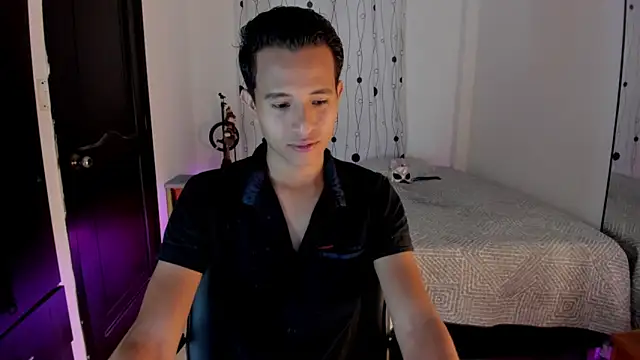 Snapshot of alessandro_wizard chatting on March 19, 2025, 1:18 pm alessandro wizard online show from March 19, 2025, 1:18 pm