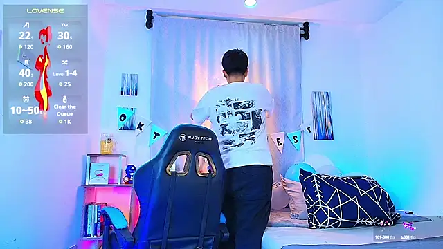 aron wi online show from September 25, 2025, 10:05 pm