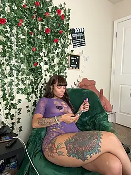 butterflybootyy online show from November 11, 2025, 10:04 pm