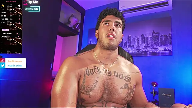 JACOB MARTINS online show from December 21, 2025, 8:09 pm