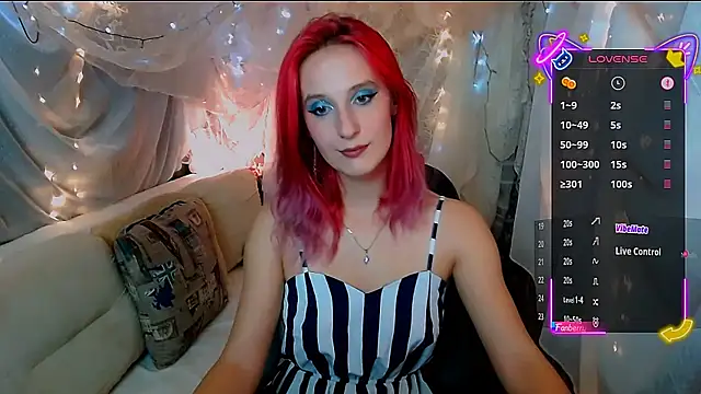 AgathaNoxe online show from October 19, 2025, 8:55 pm