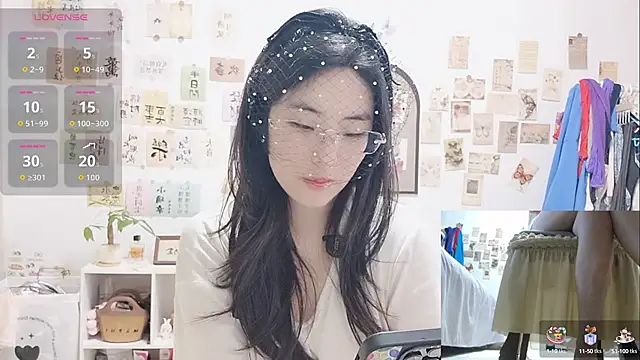 Snapshot of alisa-520 chatting on October 2, 2025, 5:22 am alisa-520 online show from October 2, 2025, 5:22 am