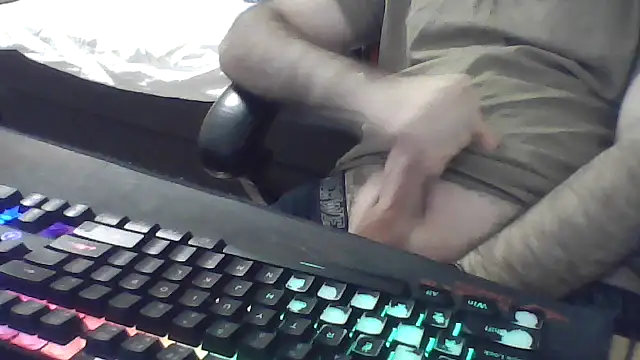 squiddy 69 online show from September 27, 2025, 2:07 am