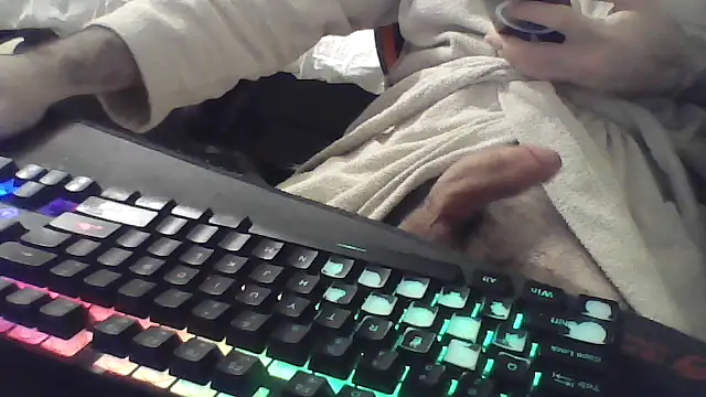 squiddy 69 online show from October 23, 2025, 4:33 am