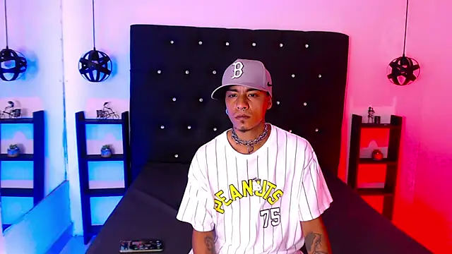 Mowgli FFun online show from September 23, 2025, 3:13 am