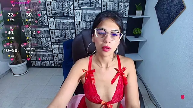 PaolaMendez  online show from September 14, 2025, 11:32 am