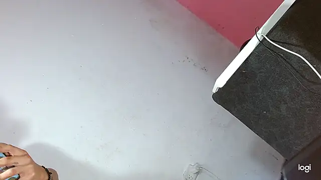 sofi doll77 online show from January 9, 2026, 12:06 am