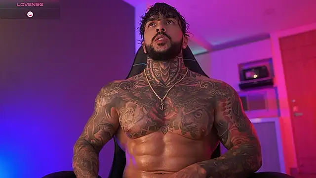 Snapshot of mariano_costa chatting on October 15, 2025, 2:32 am mariano costa online show from October 15, 2025, 2:32 am