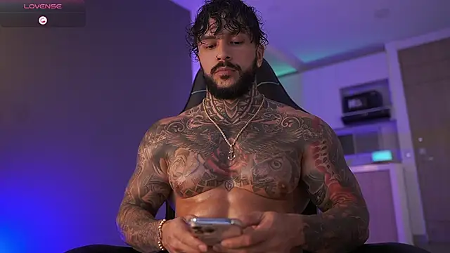 Snapshot of mariano_costa chatting on September 24, 2025, 2:18 am mariano costa online show from September 24, 2025, 2:18 am