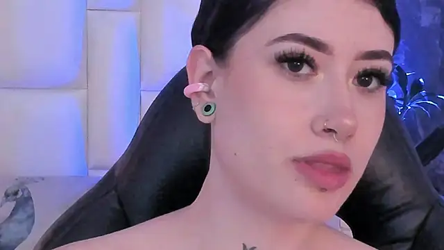 melody suarez online show from February 7, 2025, 11:03 pm