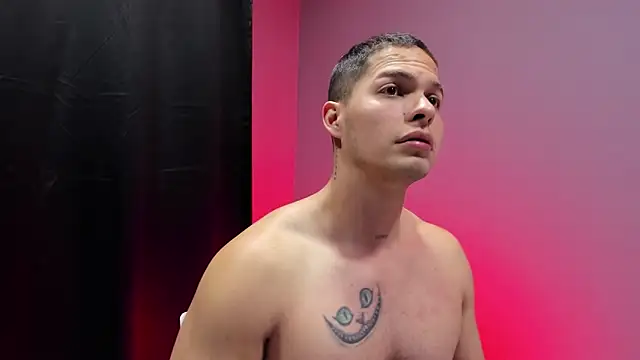 dominick crawford01 online show from March 6, 2025, 10:47 pm