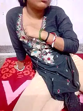 Snapshot of Indcople28 chatting on September 19, 2025, 7:29 pm Indcople28 online show from September 19, 2025, 7:29 pm