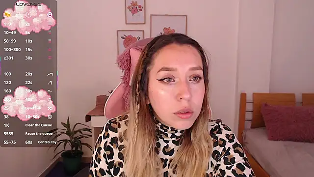 Snapshot of Dahlia__espresso chatting on February 23, 2026, 8:09 pm Dahlia espresso online show from February 23, 2026, 8:09 pm