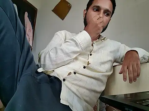 Jonrobinso online show from September 30, 2025, 9:37 am