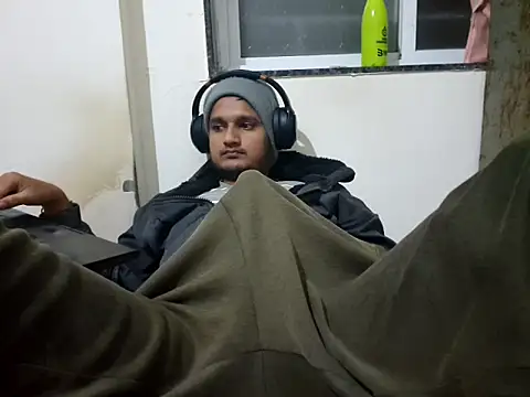 Jonrobinso online show from November 30, 2025, 5:36 pm