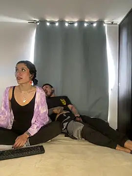 Snapshot of anika_lowen02 chatting on October 2, 2025, 5:27 pm anika lowen02 online show from October 2, 2025, 5:27 pm