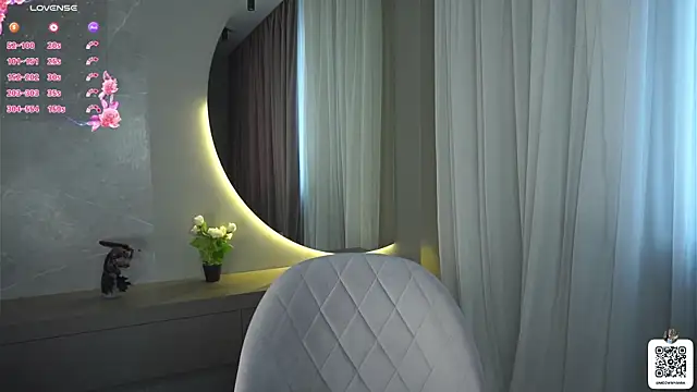 EvelyynLopez online show from February 27, 2025, 8:56 am