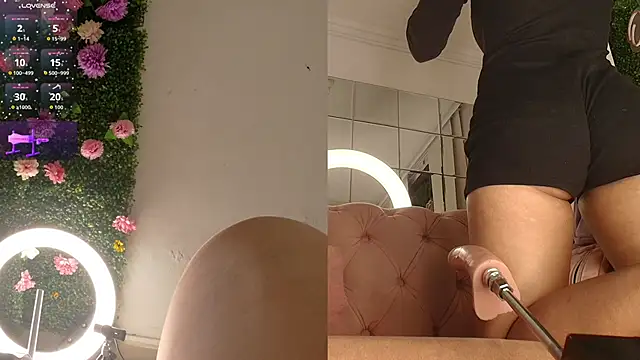 Snapshot of miranda_villa chatting on October 22, 2025, 1:21 pm miranda villa online show from October 22, 2025, 1:21 pm