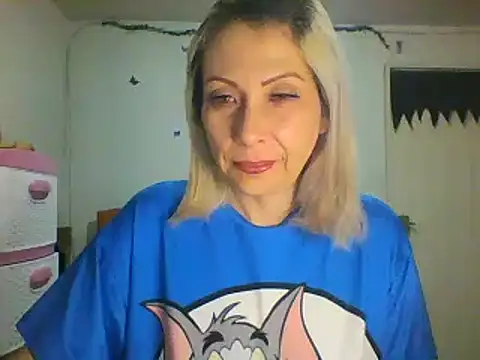 alixia81 online show from January 23, 2025, 9:50 am