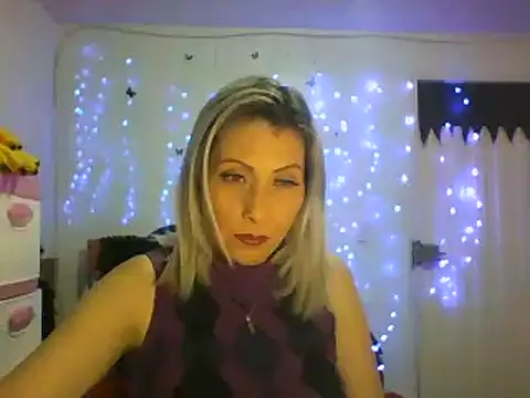alixia81 online show from February 11, 2025, 12:17 am