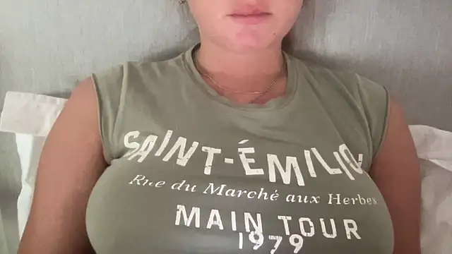 KaraLeee online show from March 4, 2025, 2:06 am