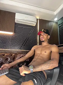 AaronCruz  online show from March 31, 2026, 10:28 am