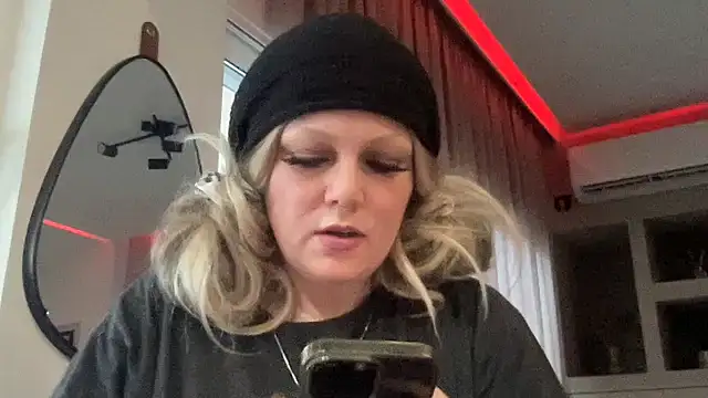 Snapshot of JessicaBunny chatting on November 28, 2025, 2:50 pm JessicaBunny online show from November 28, 2025, 2:50 pm