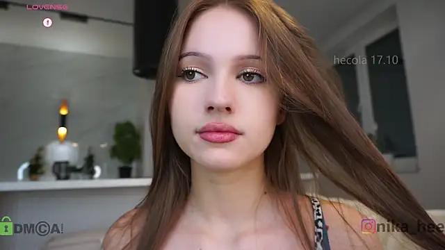 Snapshot of hecola chatting on October 17, 2025, 2:19 pm hecola online show from October 17, 2025, 2:19 pm