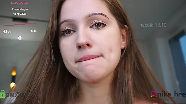 Snapshot of hecola chatting on October 18, 2025, 12:51 pm hecola online show from October 18, 2025, 12:51 pm