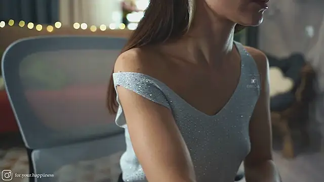 Snapshot of Feral_Berrry_ chatting on September 18, 2025, 5:10 am Feral Berrry  online show from September 18, 2025, 5:10 am