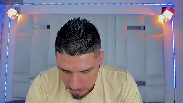 Snapshot of Jacoob19_ chatting on March 13, 2025, 12:56 pm Jacoob19 online show from March 13, 2025, 12:56 pm