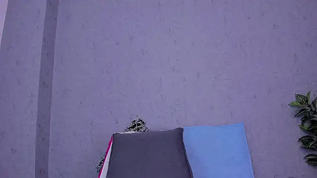 Tiffany mendez online show from April 15, 2026, 12:10 pm