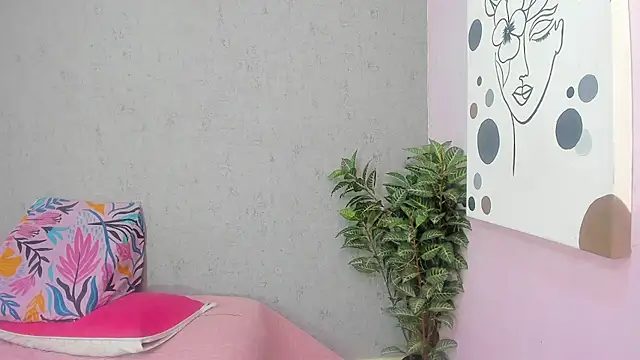 Tiffany mendez online show from January 6, 2026, 12:09 pm