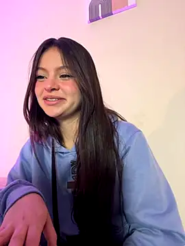 LucyEvans  online show from November 11, 2025, 4:29 am