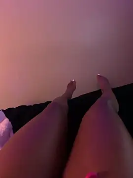 ReineNeferrti online show from October 23, 2025, 11:47 pm