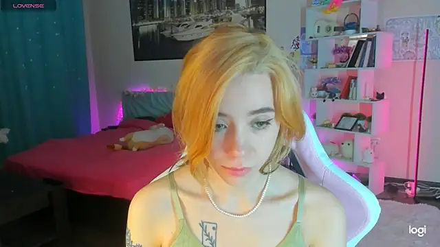Ramona Johnson online show from February 3, 2025, 3:31 am
