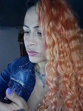 Sexy-Favgirl online show from March 19, 2025, 9:58 pm
