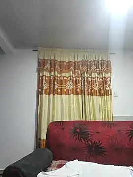 Sexy-Favgirl online show from February 5, 2025, 3:02 am