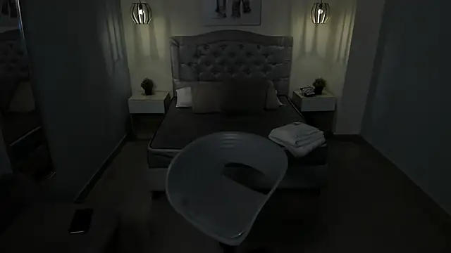 Snapshot of escarleth__ chatting on October 18, 2025, 1:35 pm escarleth online show from October 18, 2025, 1:35 pm