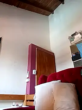 Snapshot of sabinytahot chatting on February 19, 2025, 5:38 pm sabinytahot online show from February 19, 2025, 5:38 pm