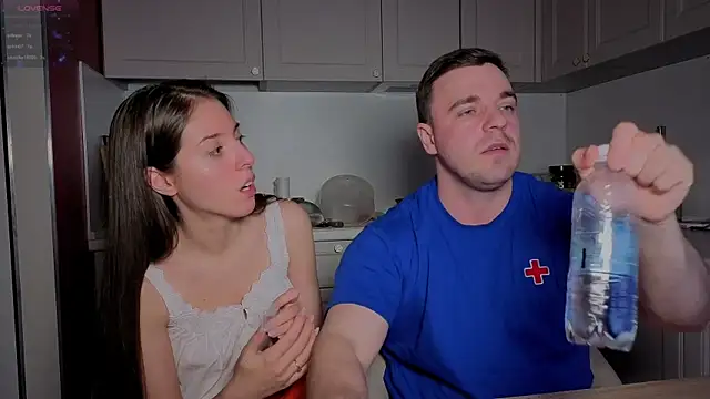 fcjuicy pussy online show from December 1, 2025, 9:26 pm