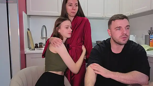 fcjuicy pussy online show from November 14, 2025, 10:30 am