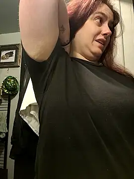 lilbishmiss online show from January 12, 2026, 1:56 am