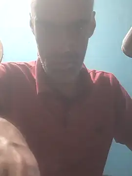 Snapshot of hugosafado333 chatting on October 19, 2025, 9:39 pm hugosafado333 online show from October 19, 2025, 9:39 pm