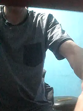 Snapshot of hugosafado333 chatting on October 4, 2025, 4:25 am hugosafado333 online show from October 4, 2025, 4:25 am