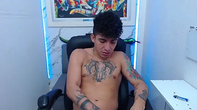 Snapshot of targuerian22 chatting on October 8, 2025, 10:39 am targuerian22 online show from October 8, 2025, 10:39 am